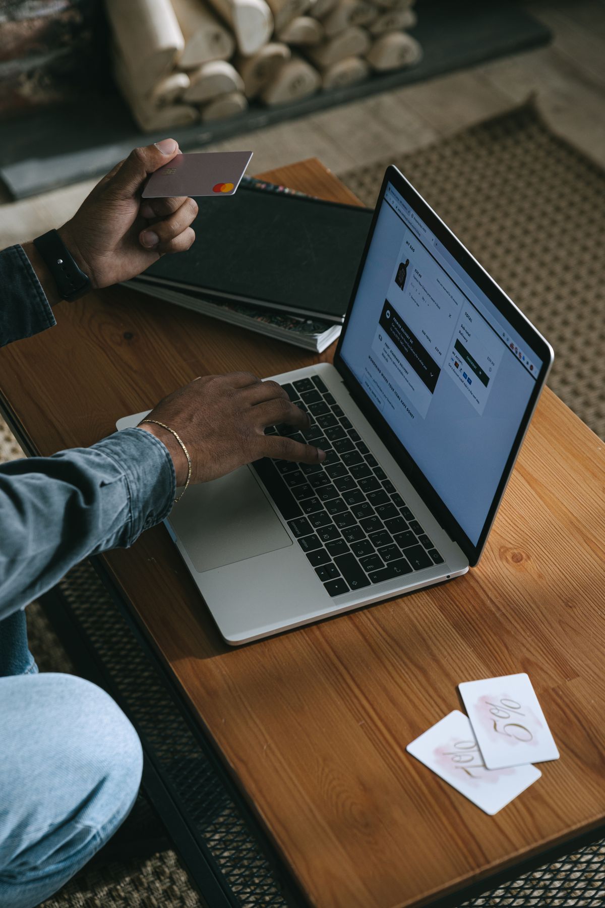 Customer completing checkout on a laptop while shopping at an online Shopify store